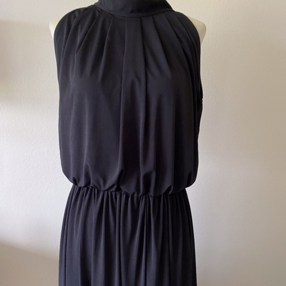 KOH KOH Black KeyHole Slimming Maxi Dress 2 - Picture 8 of 15